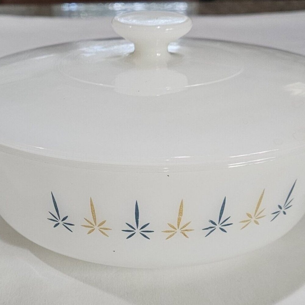 Fire King Anchor Hocking candle glow Qt covered casserole milk glass atomic star